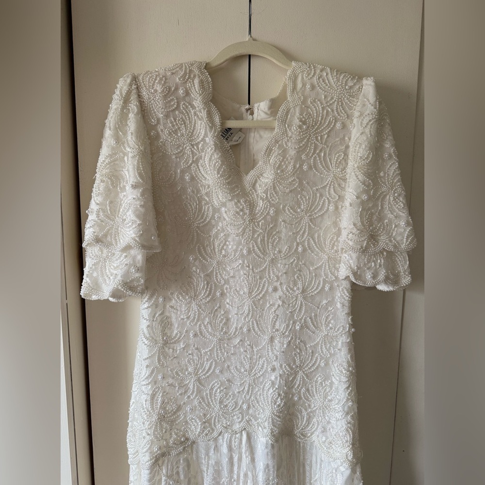 Brilliante by J.A. Beaded, Pearls, Scalloped, Embellished. Vintage Wedding Dress - Picture 6 of 15